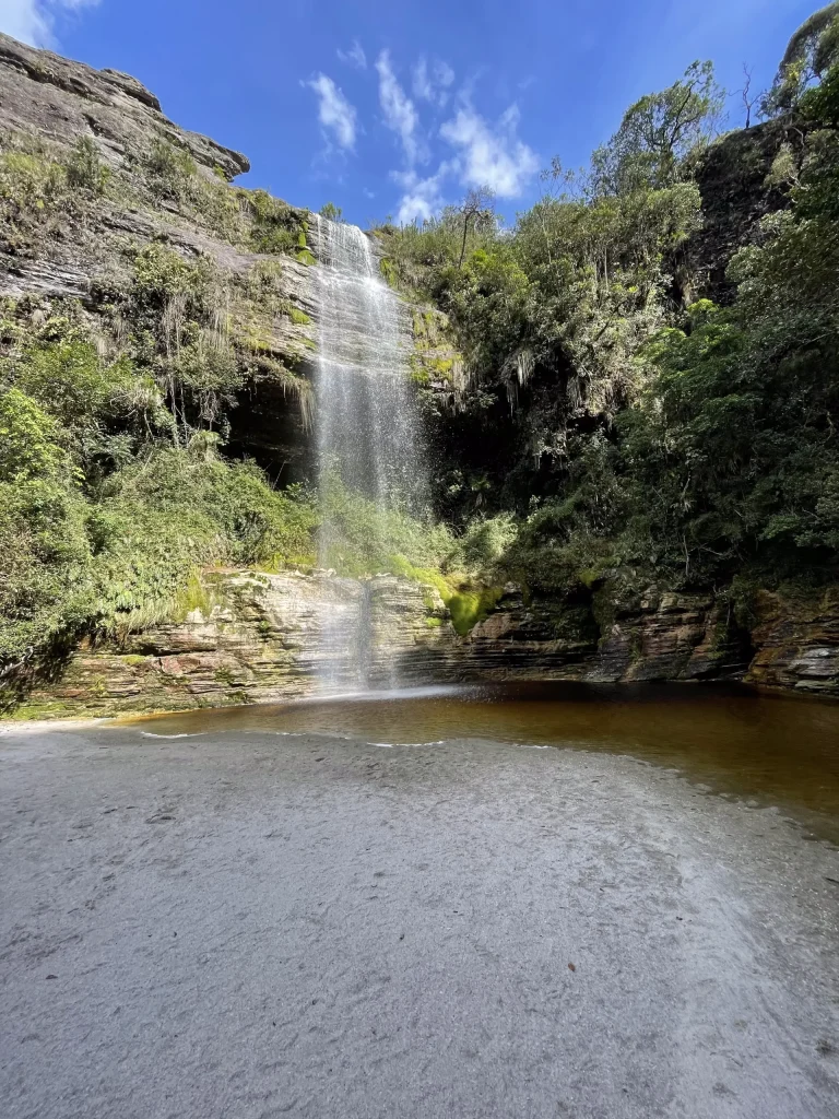 Foto da cachoeira Cachoeirinha, do Parque Estadual do Ibitipoca